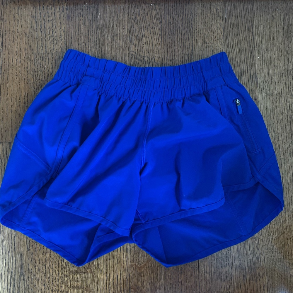 Lululemon tracker shorts
